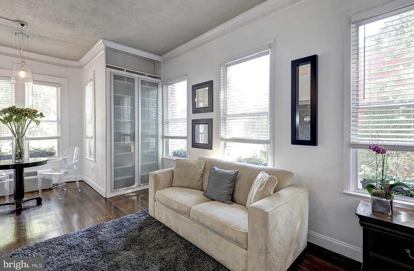 1 bed, 705 sqft, $2,450 — Photo 2