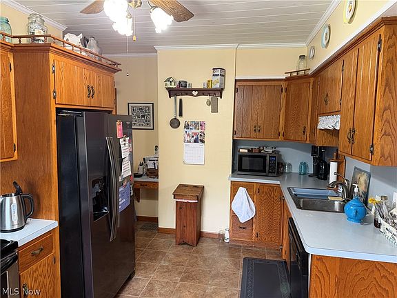 5th image of 6648 Race Rd NW