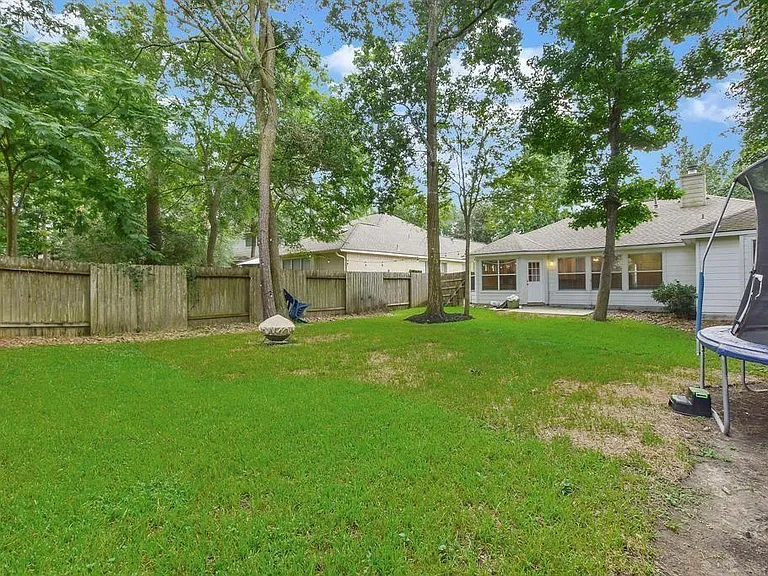 74 S Wynnoak Cir — Photo 4