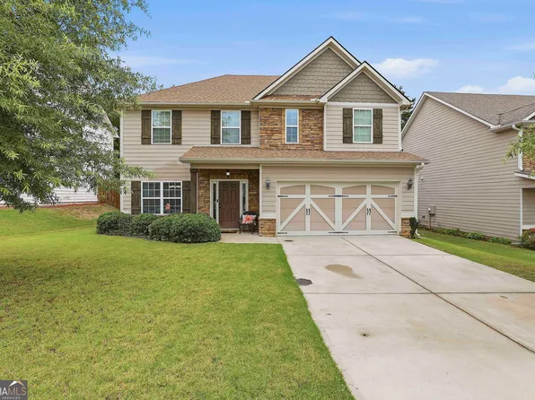 313 Briandwood Dr, Newnan, GA 30265