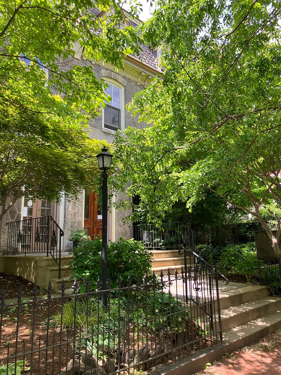 Building Photo - 210 N 36th St #3