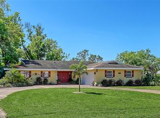 836 Magellan Dr, Sarasota, FL 34243