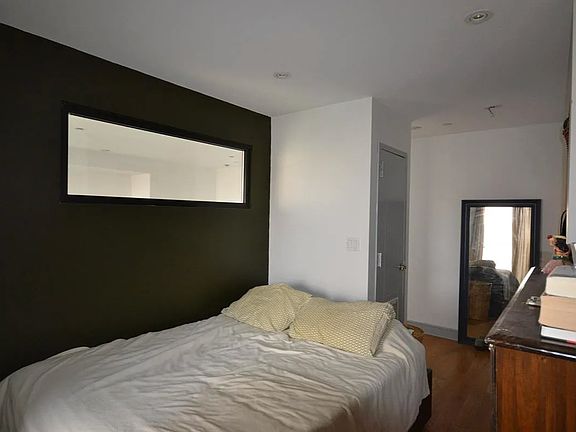 4th image of 365 Union Ave APT 2D