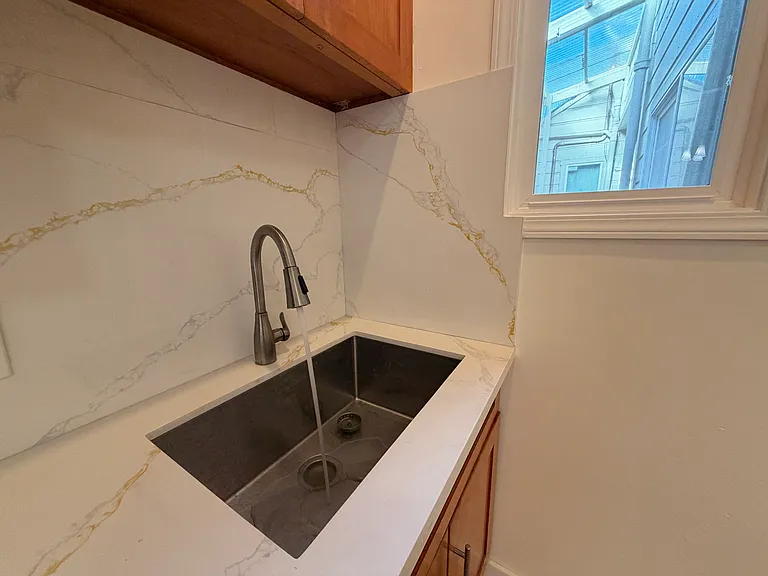 1008 Huron Ave #1008 — Photo 21