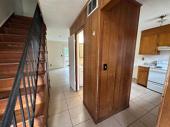 3rd image of 517 W Buena Vista Avenue #519