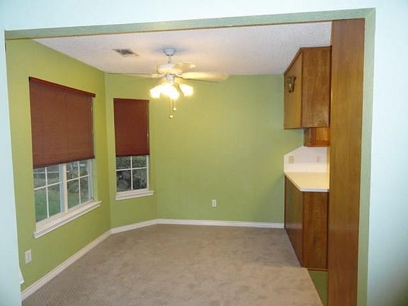 4th image of 122 Thousand Oaks Dr