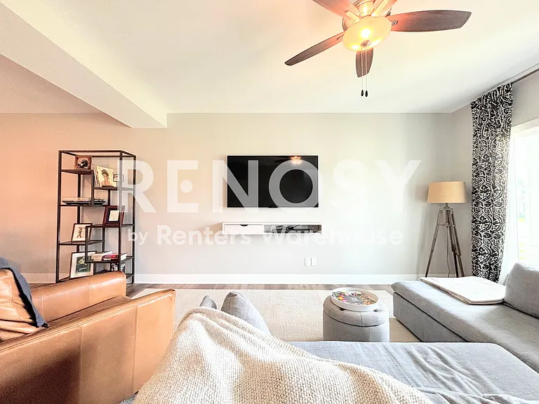 16643 Wilden Dr — Photo 18