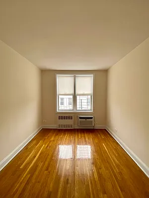 Rented by Corcoran | media 27