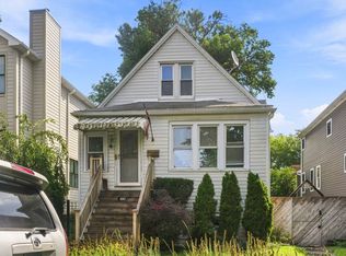 4043 N Albany Ave, Chicago, IL 60618