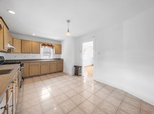 180 Faneuil St #2, Brighton, MA 02135