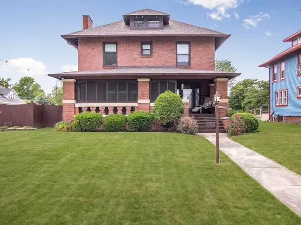 206 N Conde St, Tipton, IN 46072