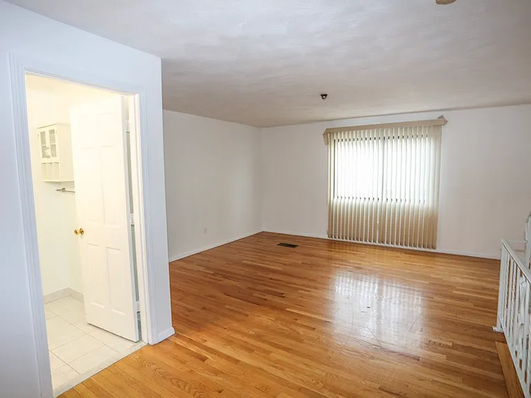 39 Pebble Pl — Photo 11