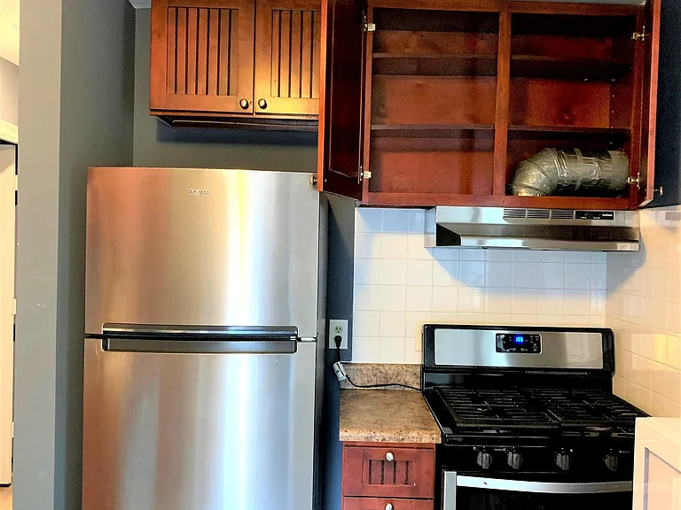 1031 Curran St NW — Photo 19