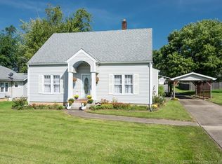 905 W Mulberry St, Salem, IN 47167