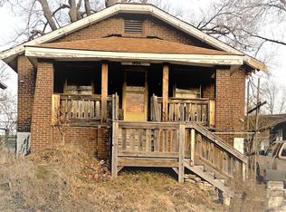 1604 N Hanley Rd, Saint Louis, MO 63130