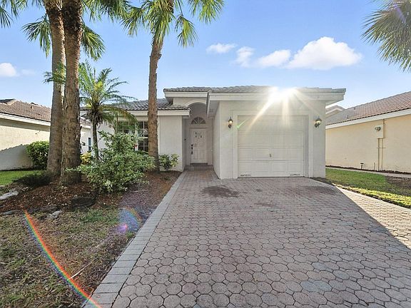 3rd image of 5255 NW 117th Avenue