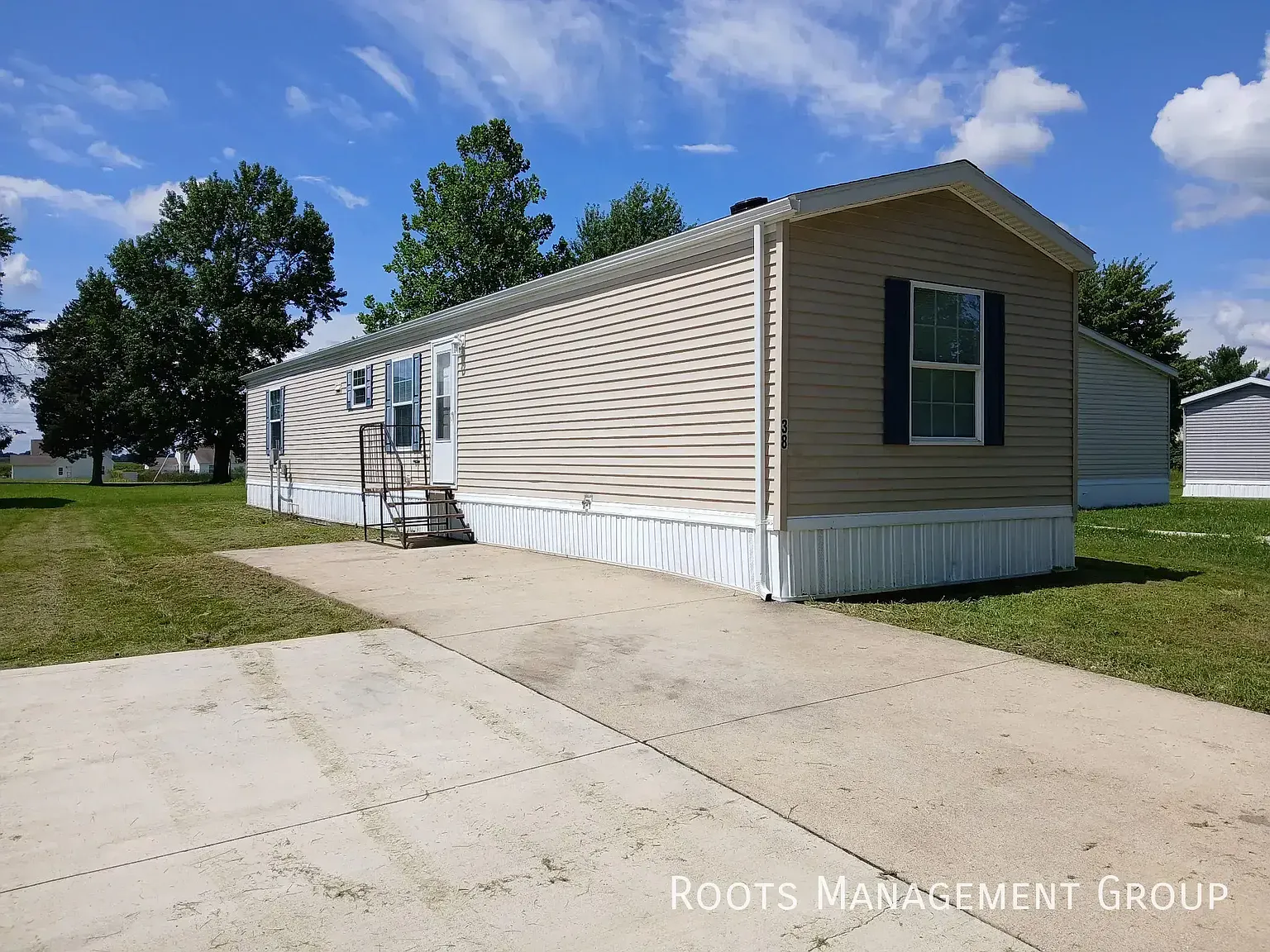 3 Bed 2 Bath Home Available for Lease at Pine Crest - Apply Now! — Photo 2