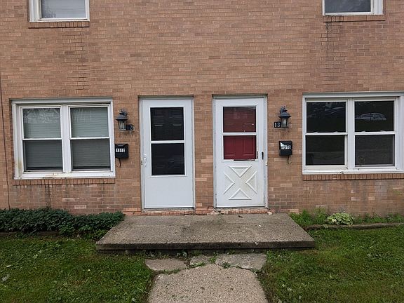 2nd image of 1310 20th St NE #1312