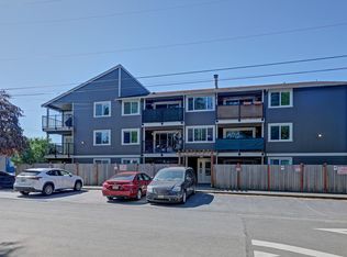 939 N 101st St Unit 302, Seattle, WA 98133