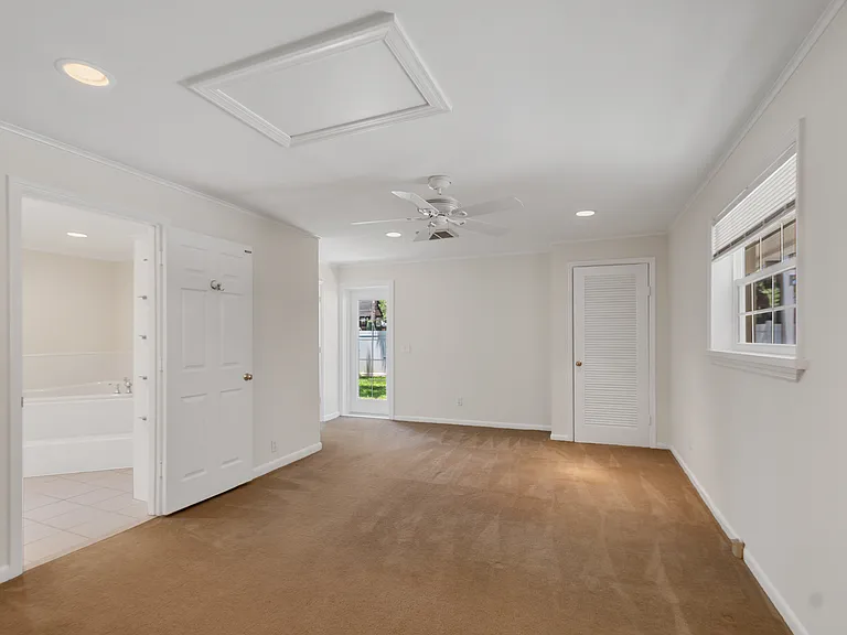 525 Iris Ln — Photo 20