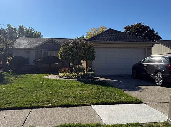 16150 Woodcock Dr, Macomb, MI 48044
