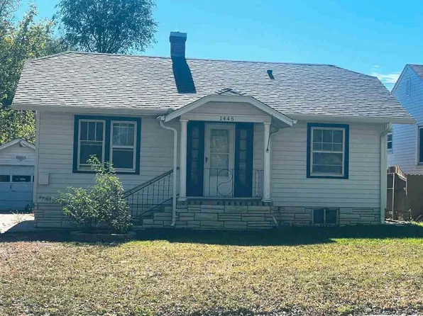 1445 P St, Gering, NE 69341