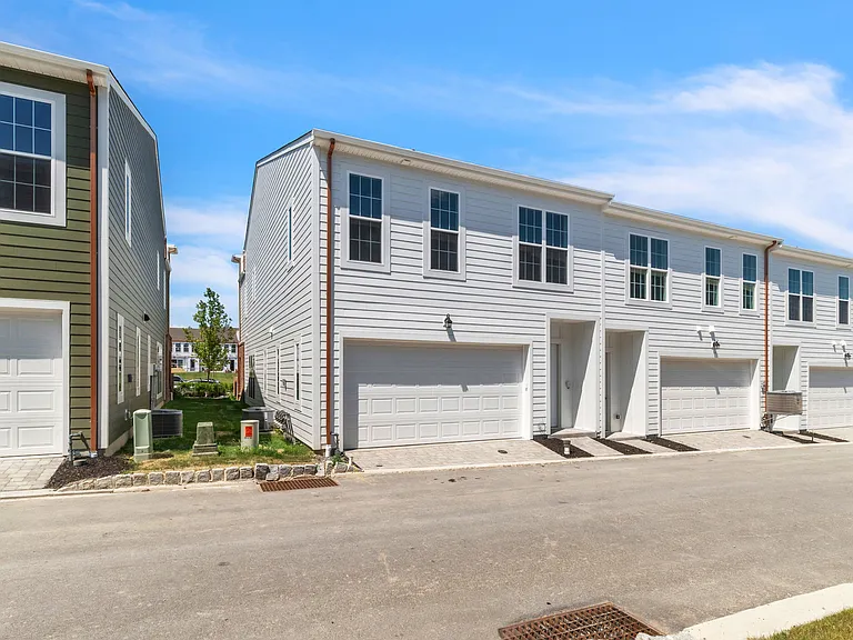 509 High Crescent Rd — Photo 32