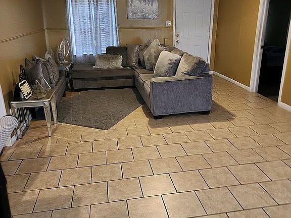5th image of 2611 Serigny Dr