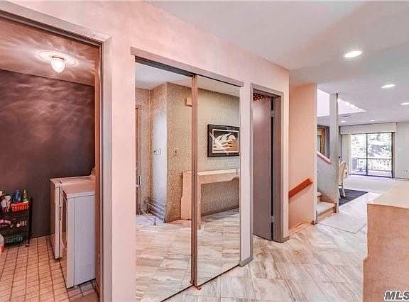 4th image of 6 Chestnut Ln #3