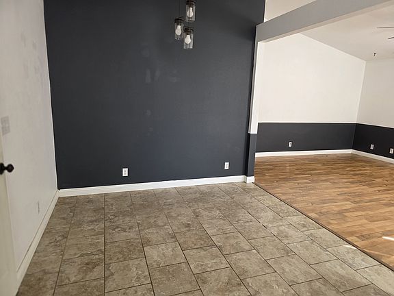 4th image of 150 Fox Ridge Rd