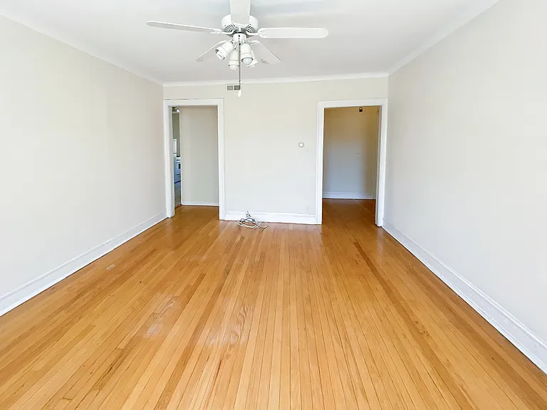 5036 1/2 N Wolcott Ave #3 — Photo 7