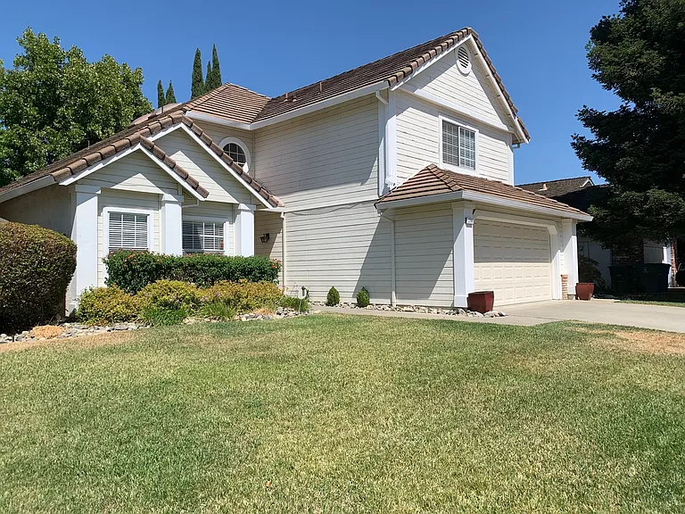 2266 Marshall Rd — Photo 3