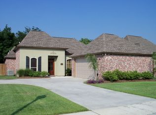 4030 Shady Ridge Dr, Zachary, LA 70791