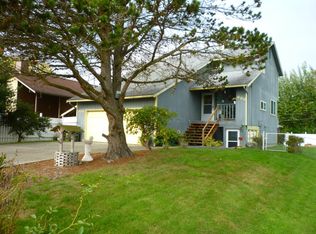 688 F St, Blaine, WA 98230