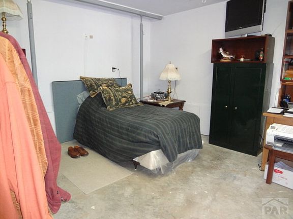 5th image of 202 Harriet Ave