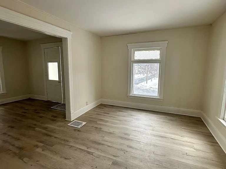 500 Greenwood Pl — Photo 5