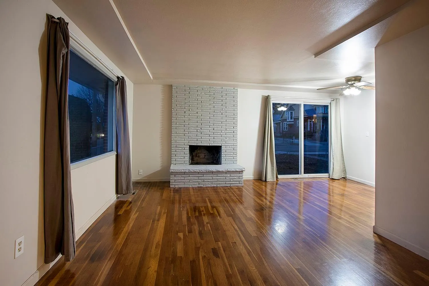 3 bed, 1614 sqft, $1,900 — Photo 1