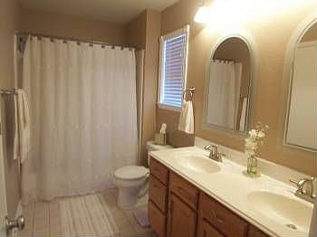 4th image of 812 San Vicente Dr