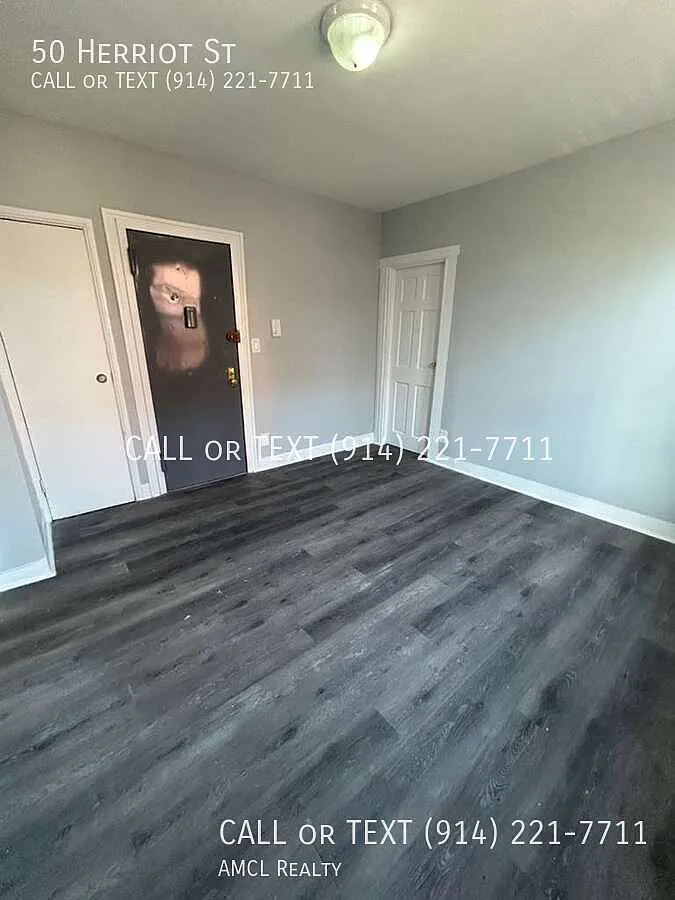 Building Photo - 50 Herriot St
