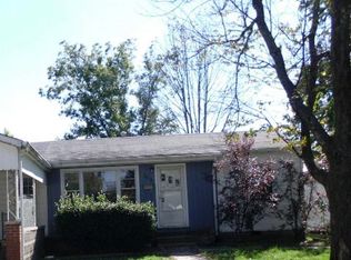 1016 Bryan St, Fairfield, IL 62837