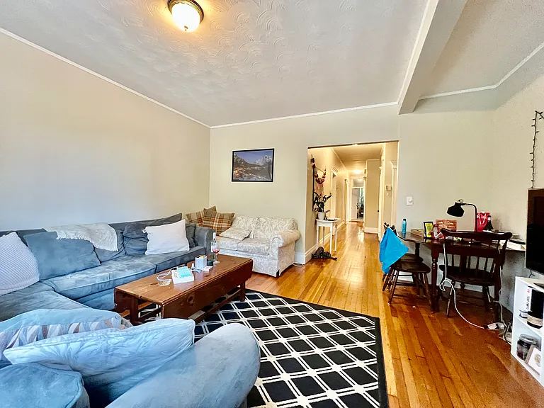 1721 Commonwealth Ave #1 — Photo 3