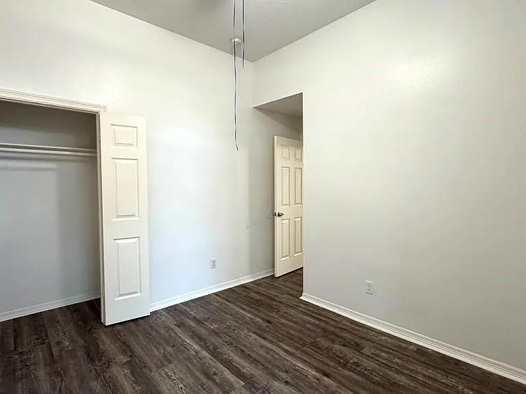 6422 Diamond Rock Dr — Photo 4