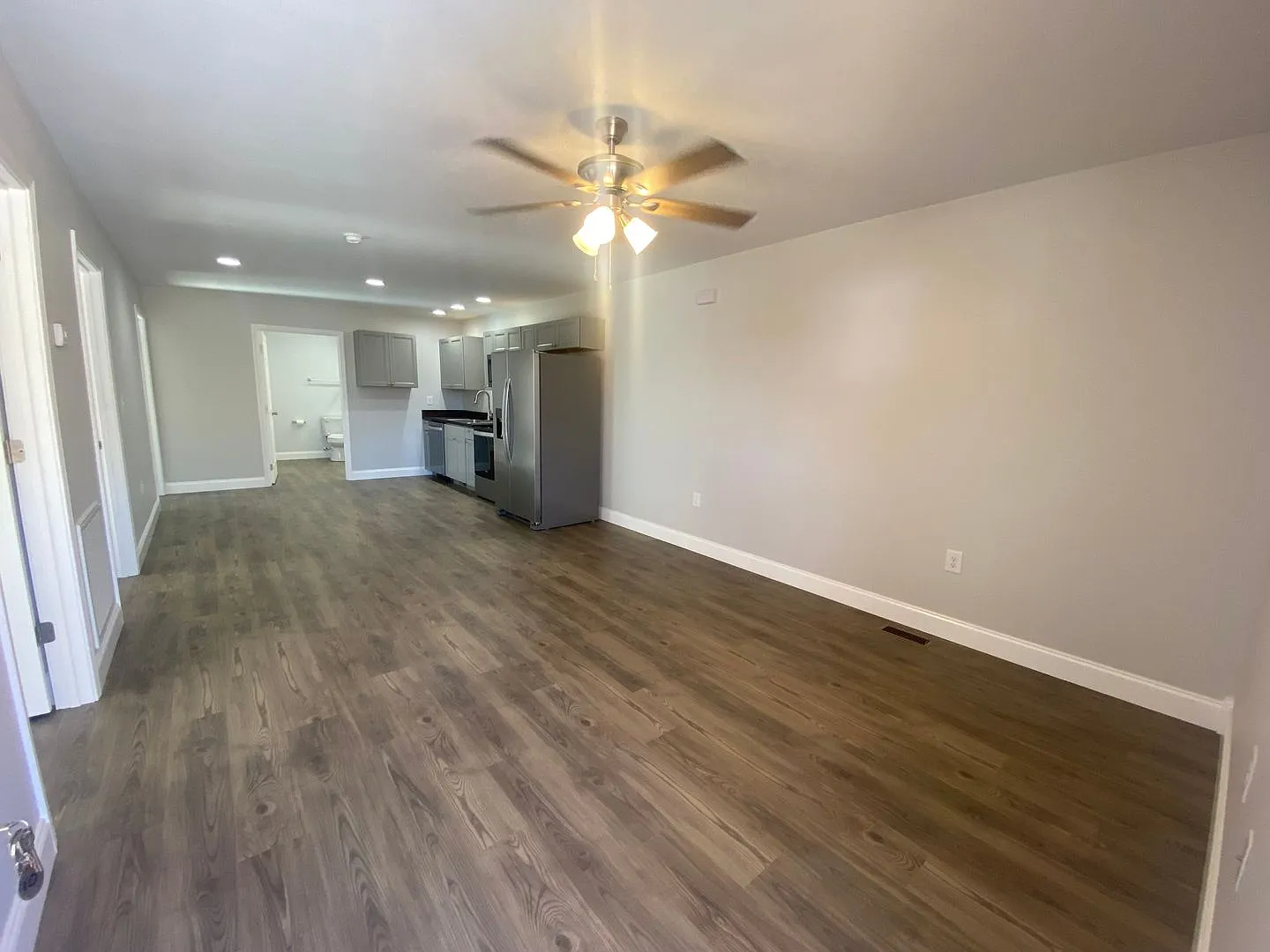 Laurel St Duplexes — Photo 4