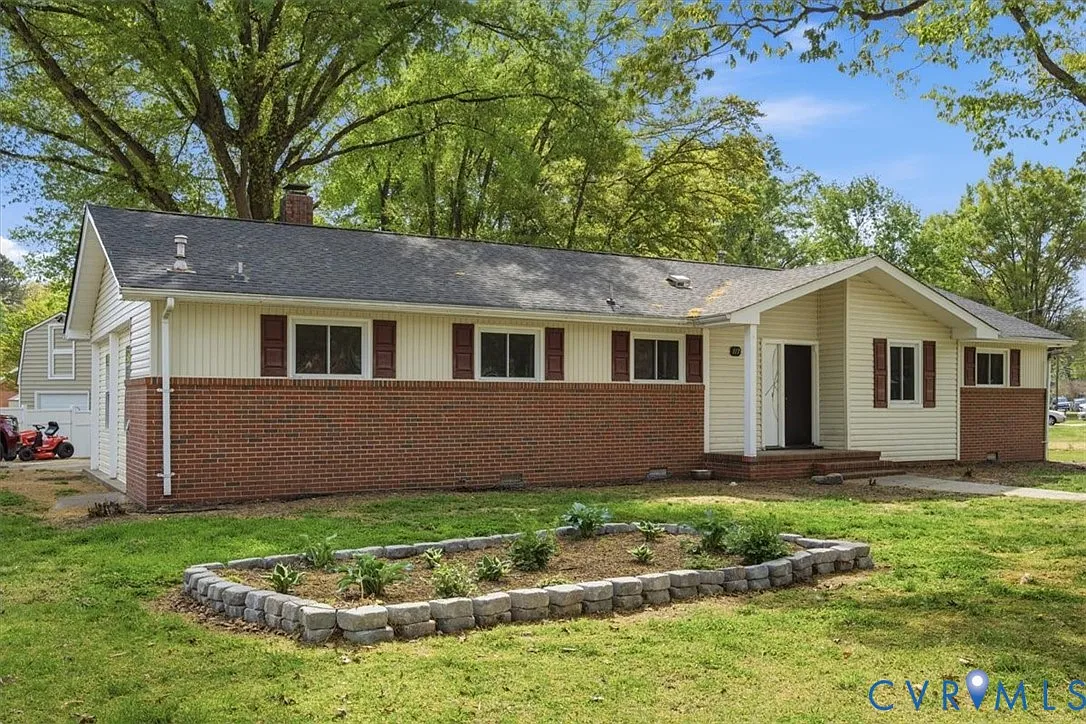 117 Homestead Dr photo 1