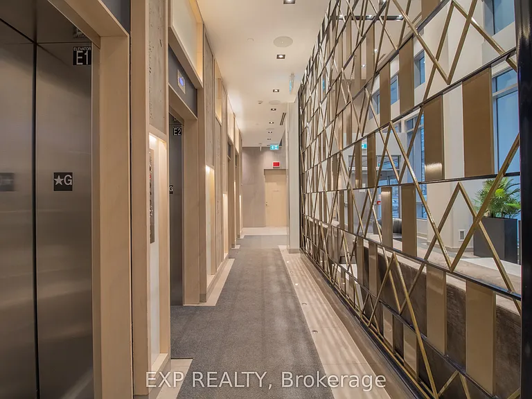 77 Mutual St #2210 — Photo 3