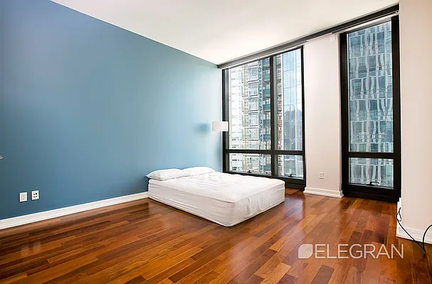 Rented by (Legacy) Elegran | media 19