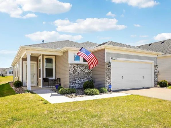 10224 Ironwood Ln, Rogers, MN 55374