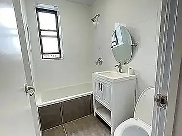 1500 Saint John's Place 4B image 5 of 5