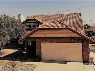 17125 Forest Hills Dr, Victorville, CA 92395