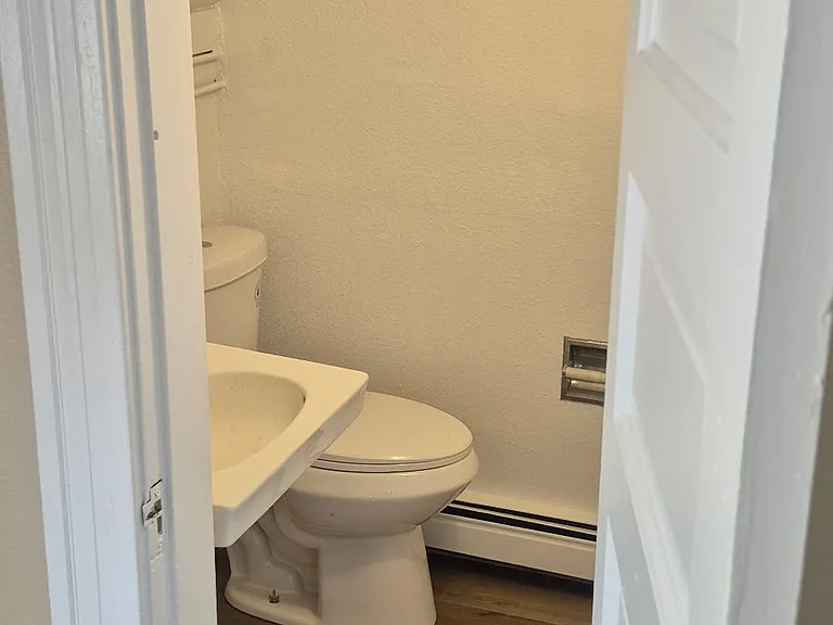 1111 W Colorado Ave — Photo 8